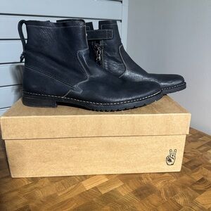 Men's Black Leather Boots